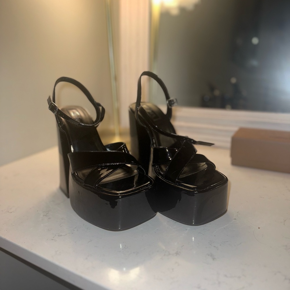 Black Platforms Brand New